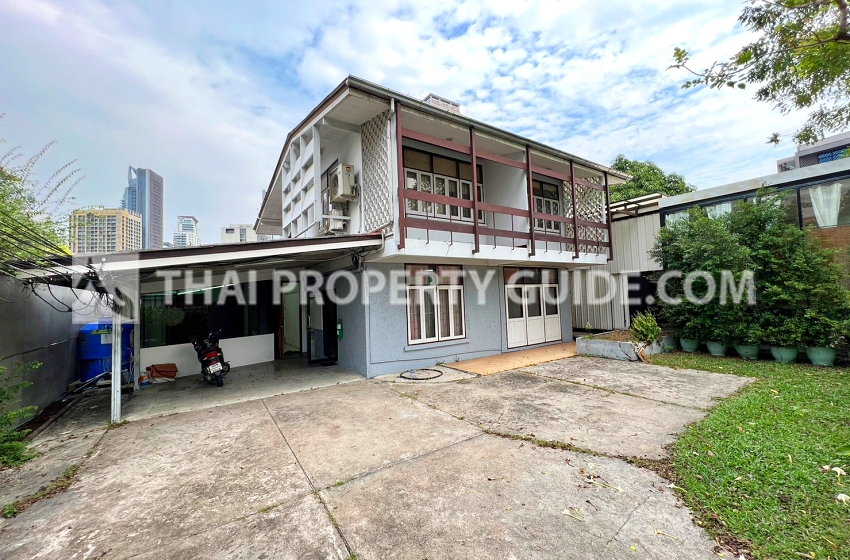 House in Sukhumvit 
