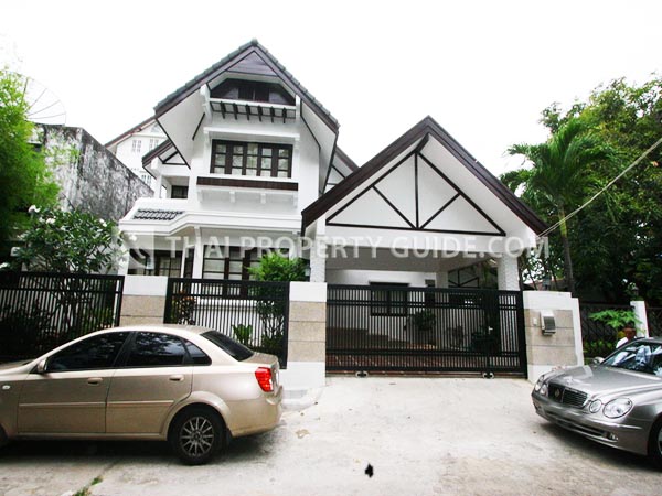 House for rent in Sukhumvit