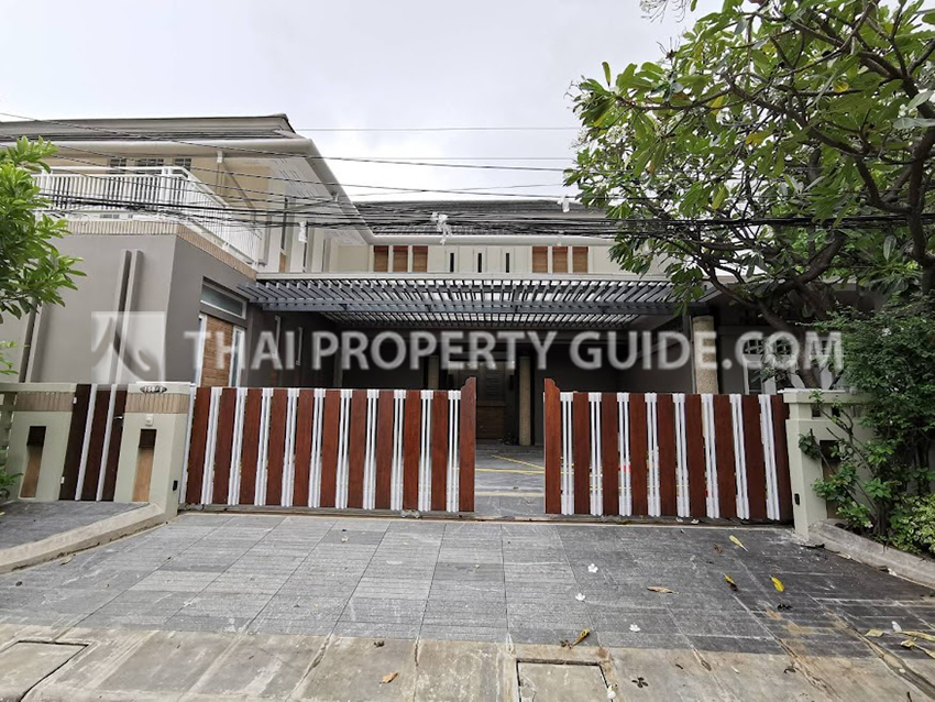 House in Sukhumvit 