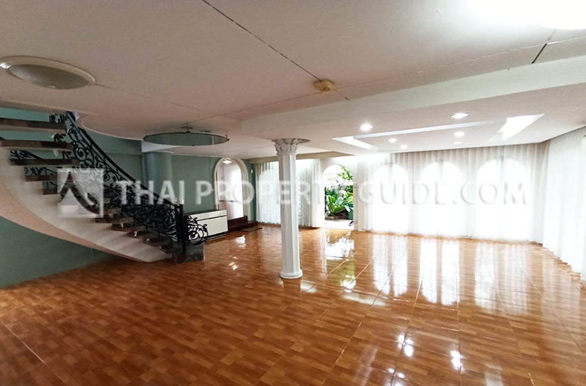 House in Sukhumvit 