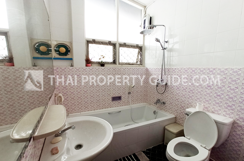 House in Sukhumvit 