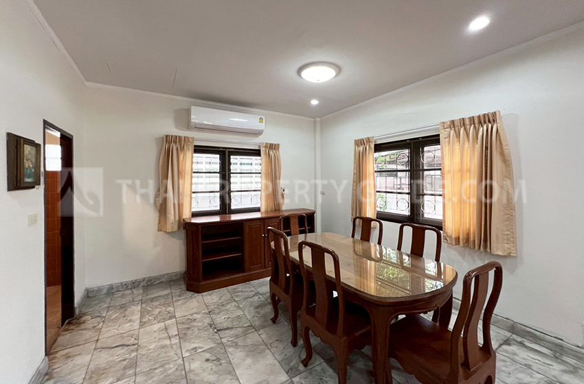 House in Sukhumvit 