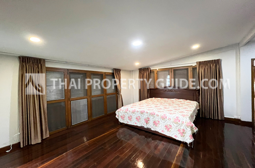 House in Sukhumvit 