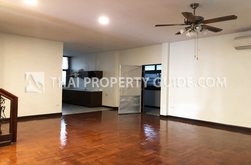 House in Sukhumvit 