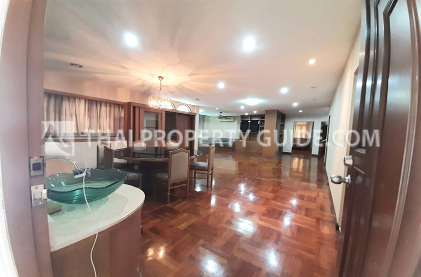 House in Sukhumvit 