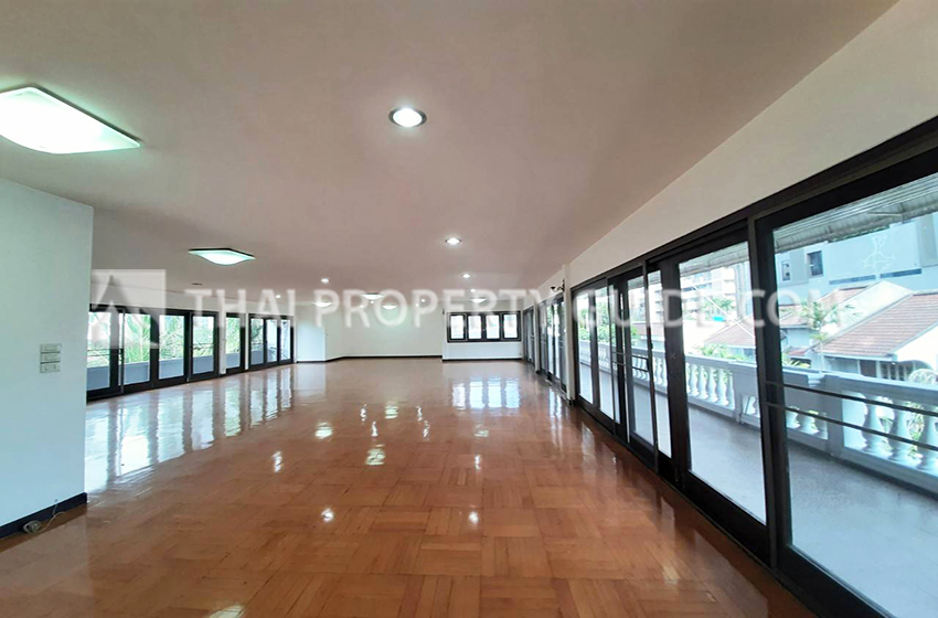 House in Sukhumvit 