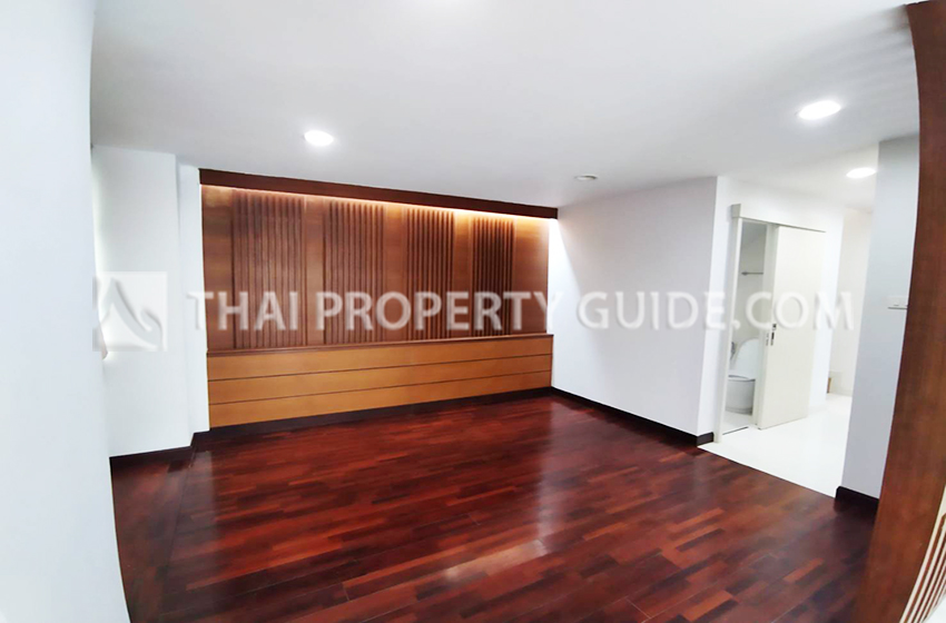 House in Sukhumvit 