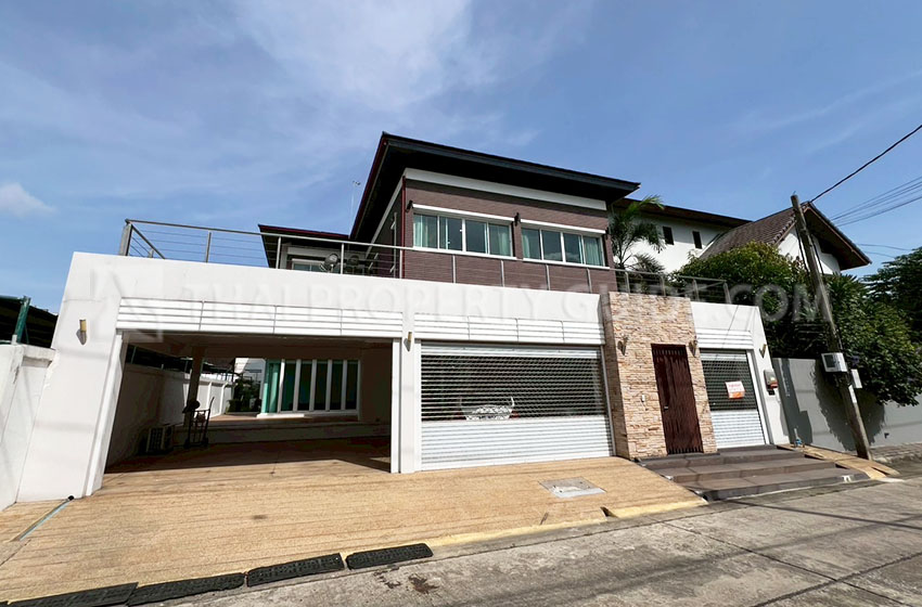 House in Sukhumvit