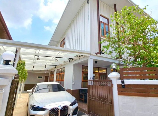 House in Sukhumvit