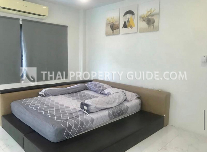 House with Private Pool in Bangnatrad 