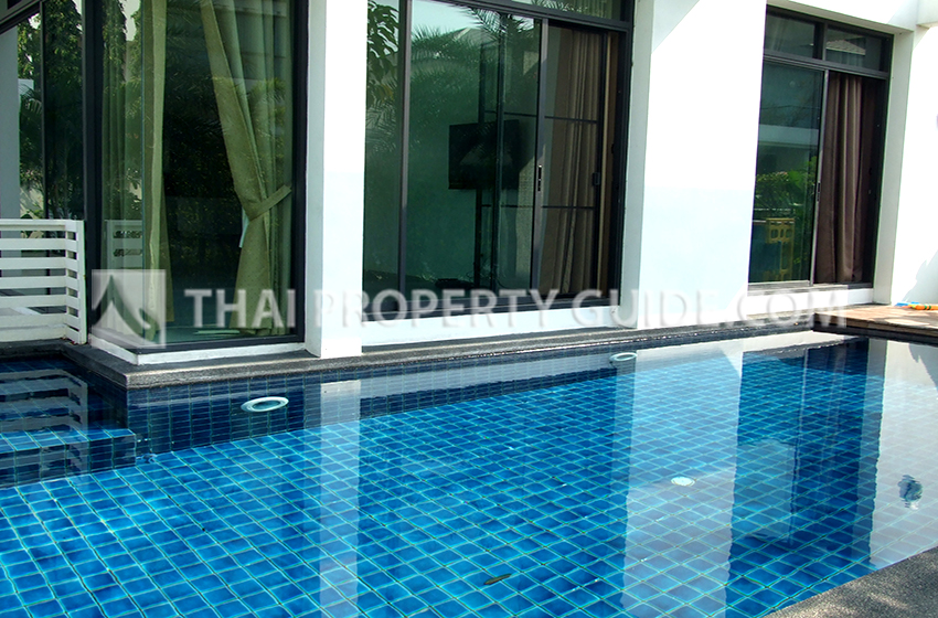 House with Private Pool in Chaengwattana (near Nichada Thani) 