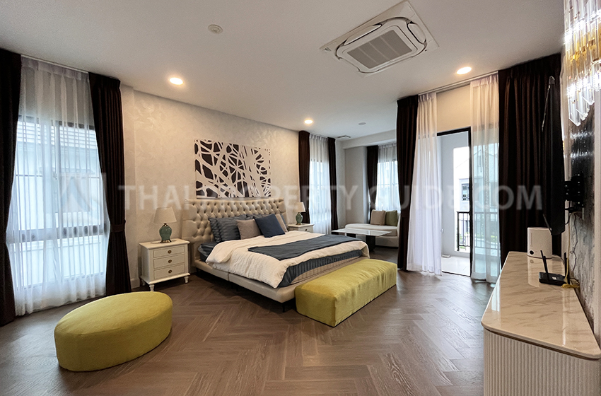 House with Private Pool in Krung Thep Kritha 