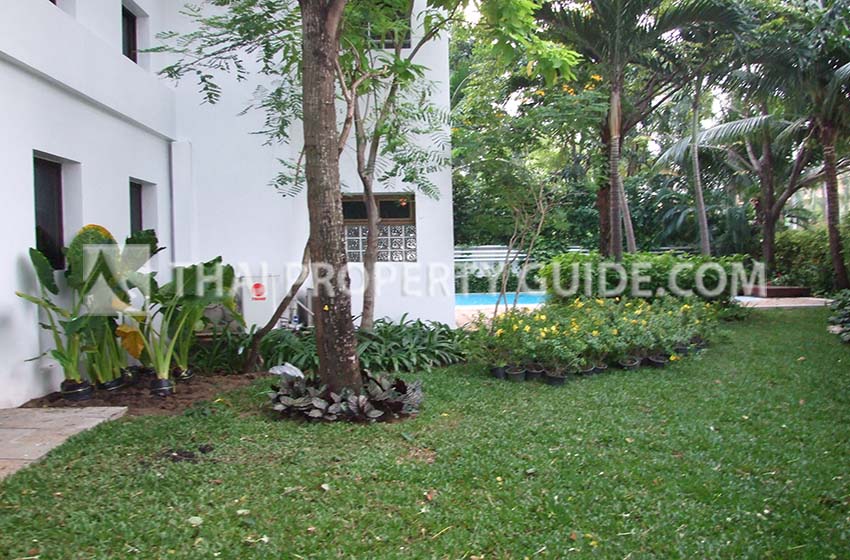 House with Private Pool in Nichada Thani 