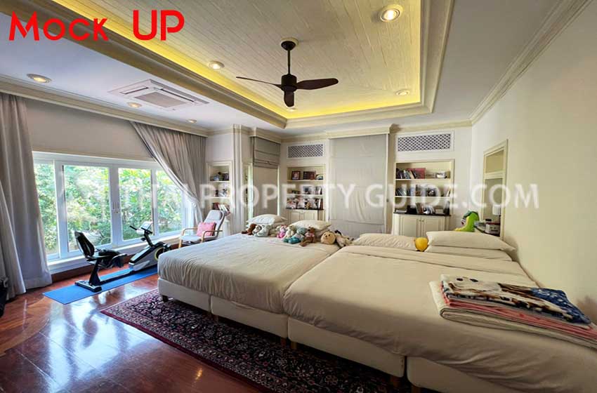 House with Private Pool in Nichada Thani 