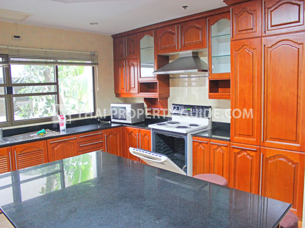 House with Private Pool in Nichada Thani 