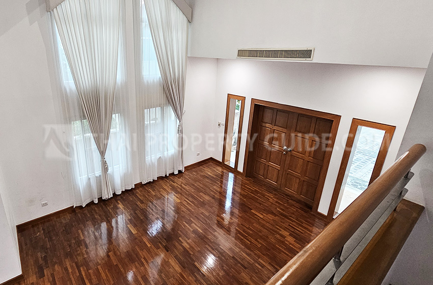 House with Private Pool in Nichada Thani 