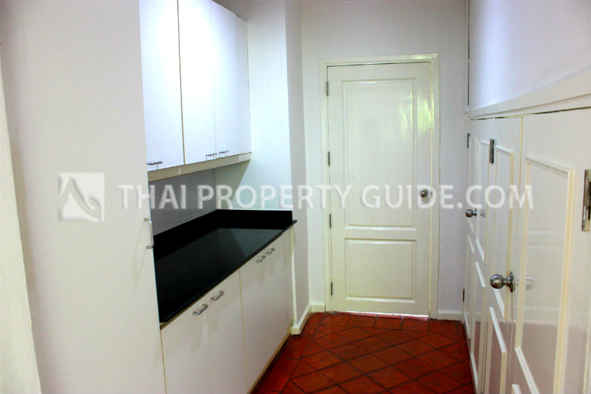 House with Private Pool in Nichada Thani 