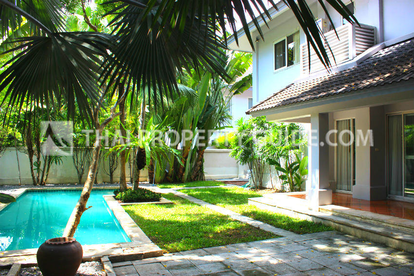 House with Private Pool in Nichada Thani 