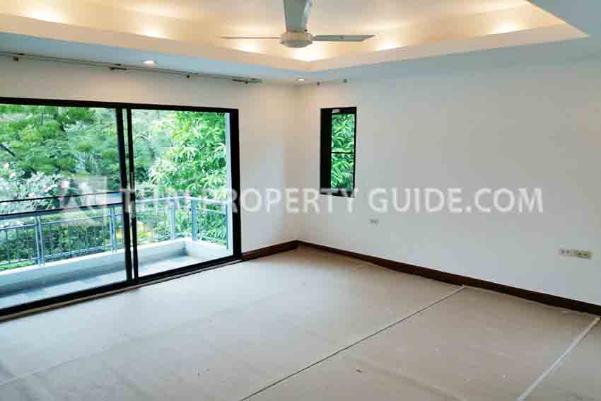 House with Private Pool in Nichada Thani 