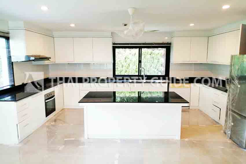 House with Private Pool in Nichada Thani 
