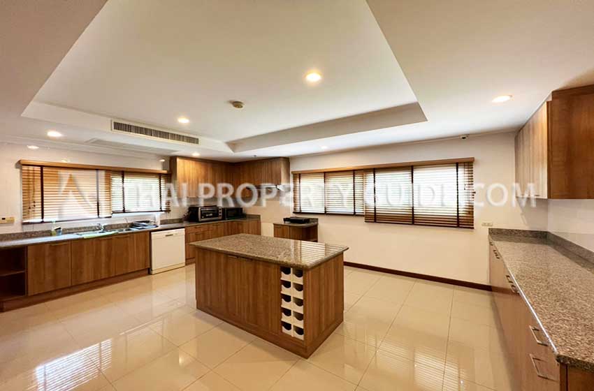 House with Private Pool in Nichada Thani 