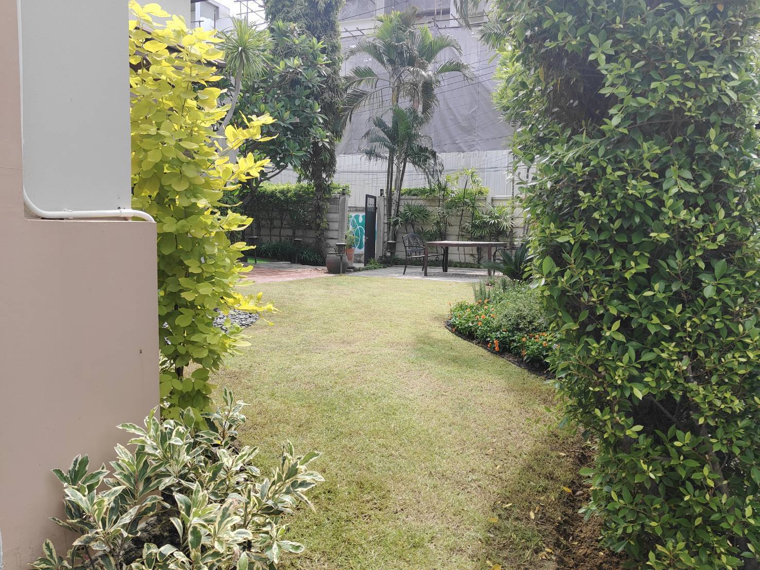 House with Private Pool in New Petchburi 