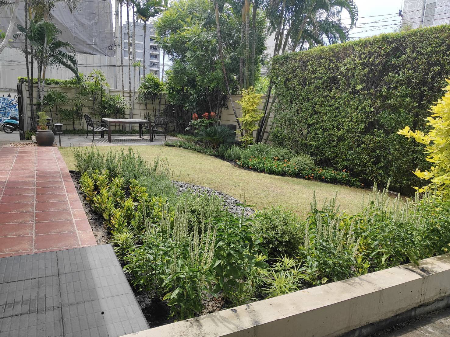 House with Private Pool in New Petchburi 