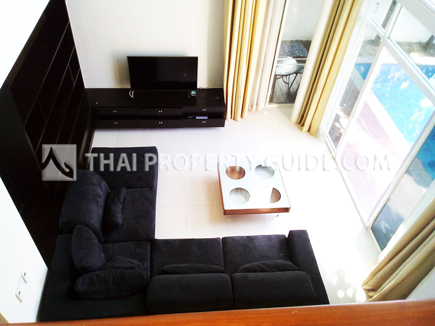 House with Private Pool in Ramkhamhaeng 