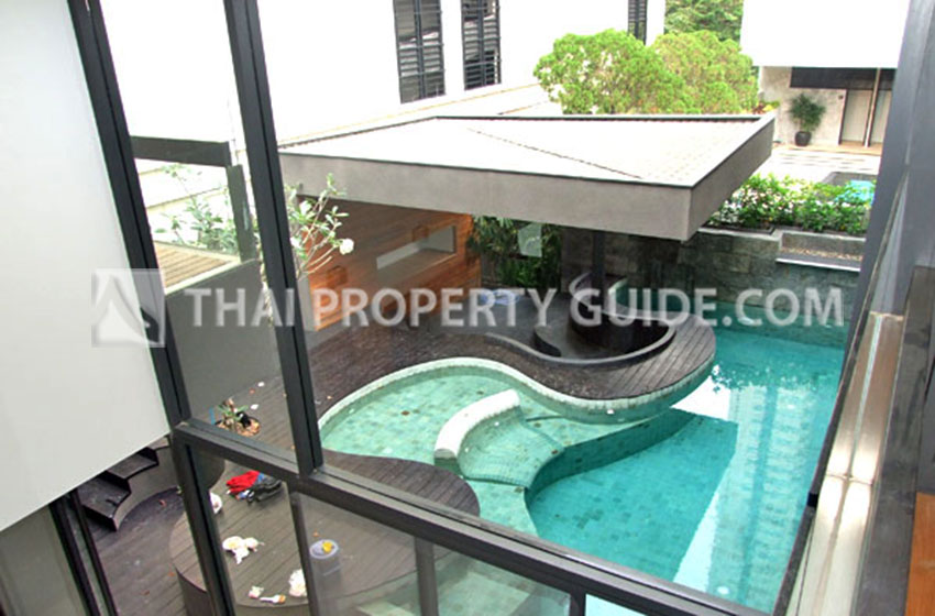 House with Private Pool in Sathorn 