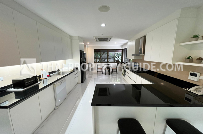 House with Private Pool in Sathorn 