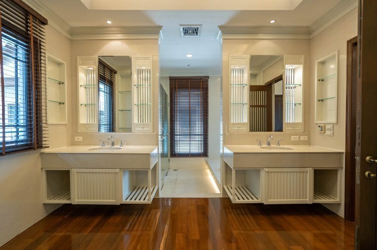 House with Private Pool in Sathorn 