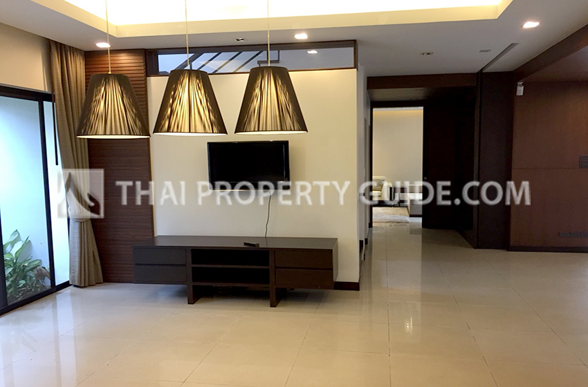 House with Private Pool in Sukhumvit 