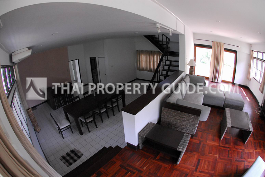 House with Private Pool in Sukhumvit 
