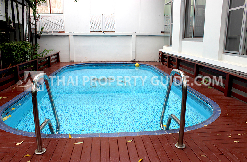 House with Private Pool for rent in Sukhumvit
