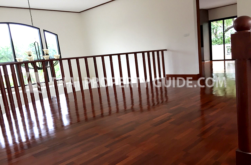 House with Private Pool in Sukhumvit : Panya Village On-Nut 