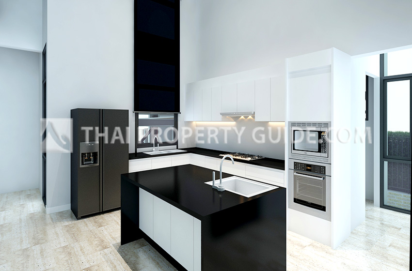 House with Private Pool in Sukhumvit 