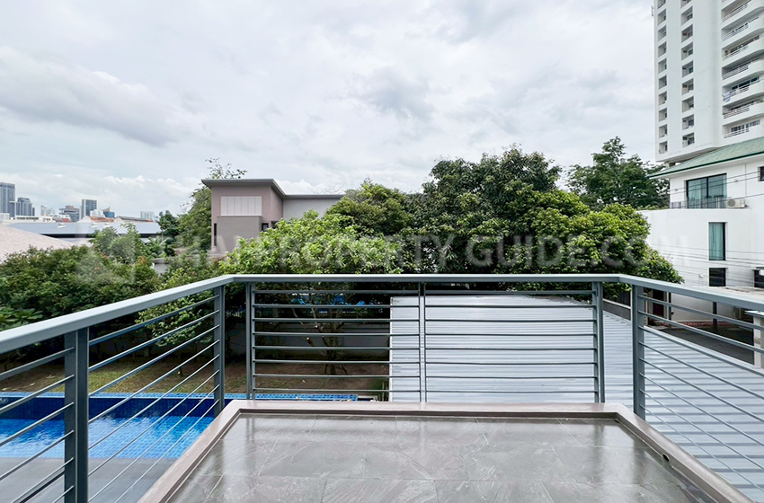 House with Private Pool in Sukhumvit 
