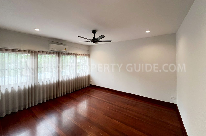 House with Private Pool in Sukhumvit 