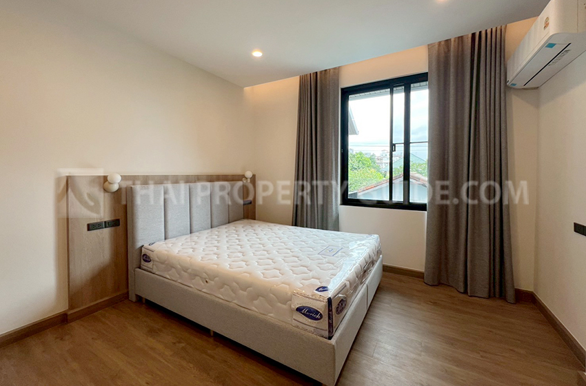 House with Private Pool in Sukhumvit 