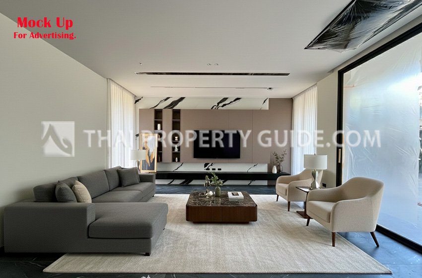 House with Private Pool in Sukhumvit : Panya Village On-Nut 