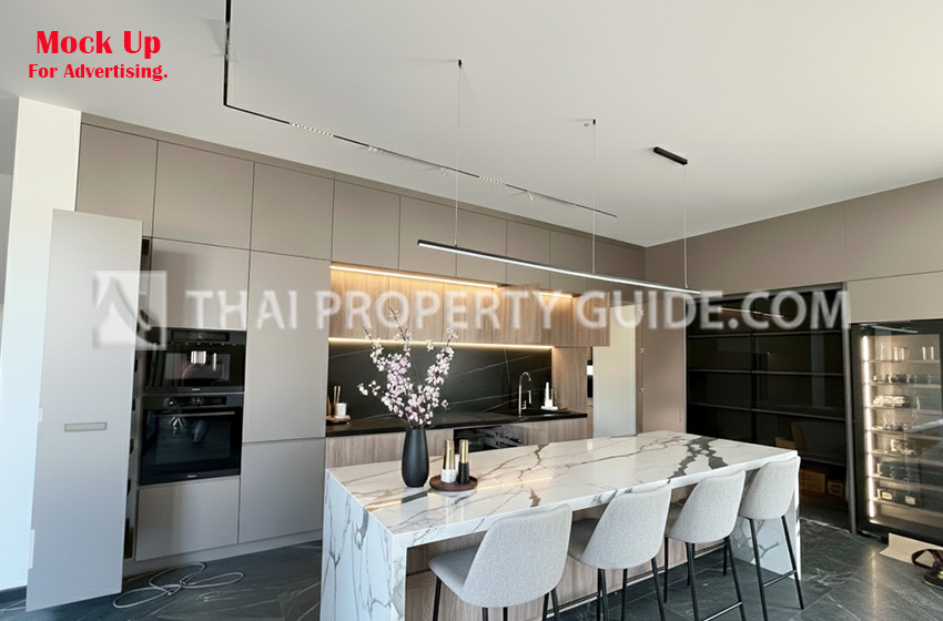 House with Private Pool in Sukhumvit : Panya Village On-Nut 