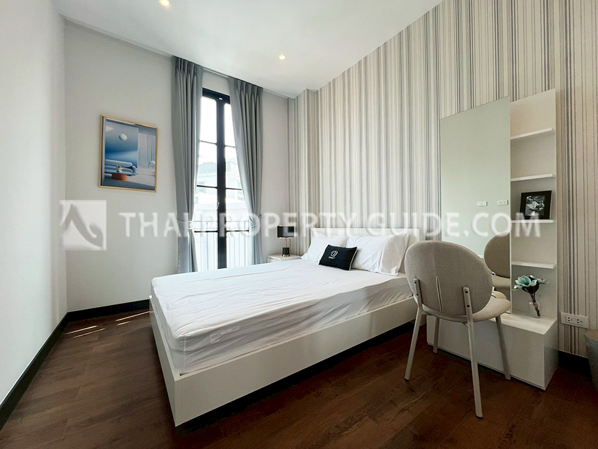 House with Private Pool in Sukhumvit 