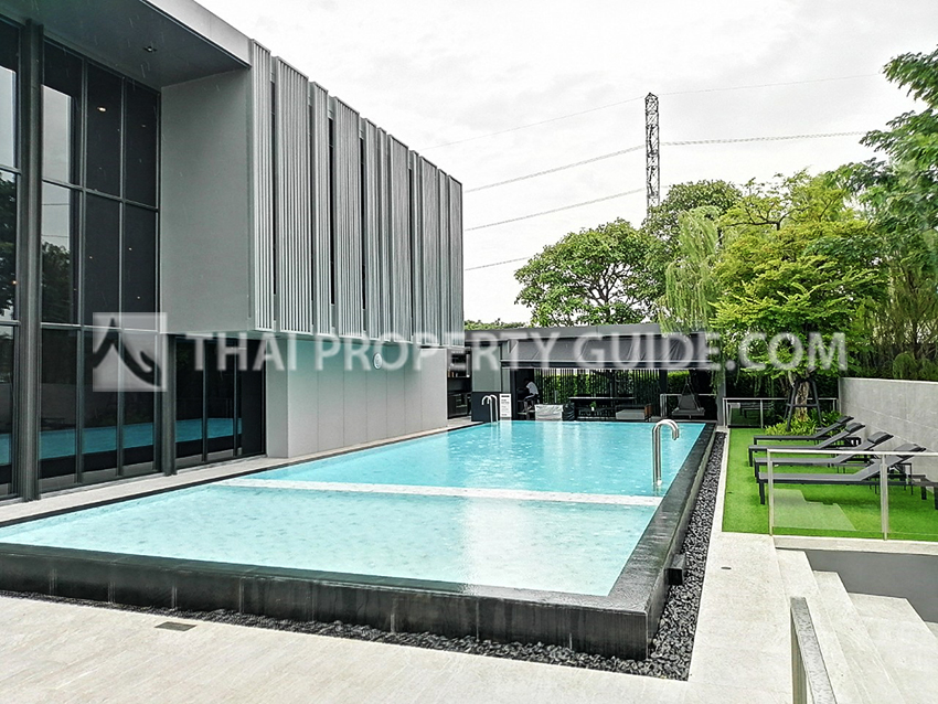 House with Shared Pool in Bangnatrad 