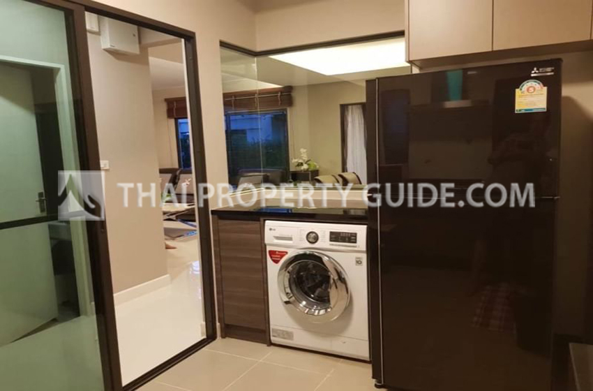 House with Shared Pool in Bangnatrad 