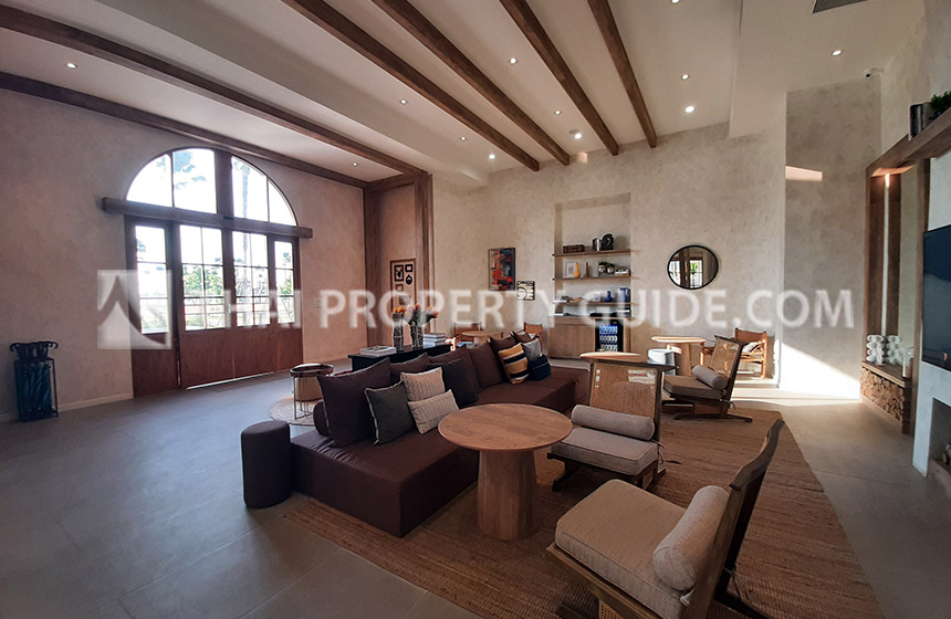 House with Shared Pool in Bangnatrad 