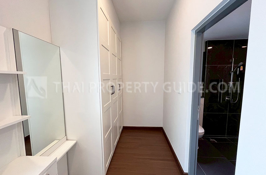 House with Shared Pool in Bangnatrad 