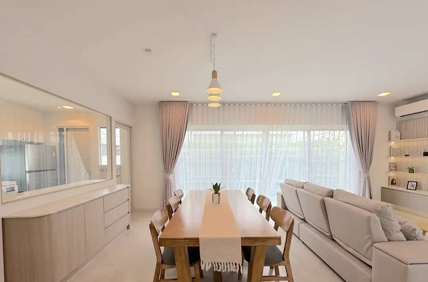 House with Shared Pool in Bangnatrad 