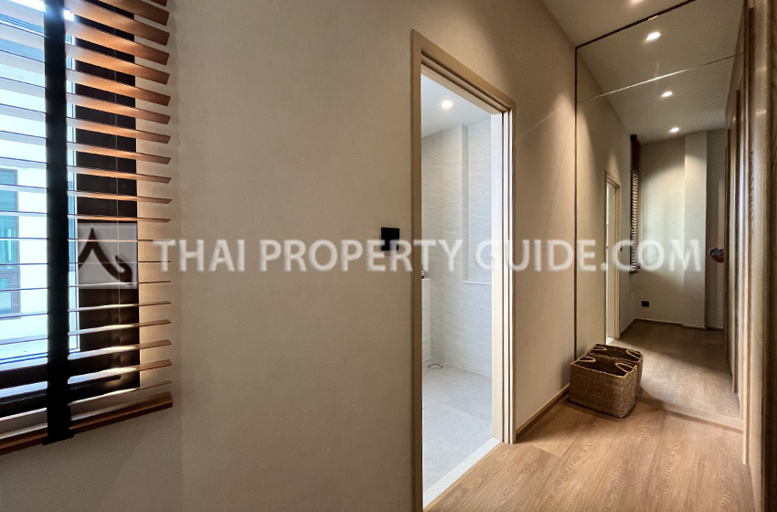 House with Shared Pool in Bangnatrad 