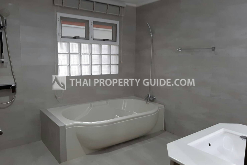House with Shared Pool in Nichada Thani 
