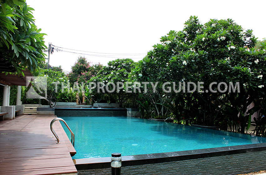 House with Shared Pool in Nichada Thani 